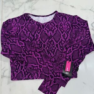 Chic Purple and Black Crop Top